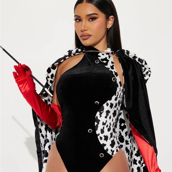 Fashion Nova Cruella Deville costume set with wig - Picture 1 of 11